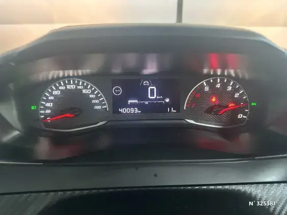 PEUGEOT 208 BUSINESS R II - voiture d'occasion - Photo 12