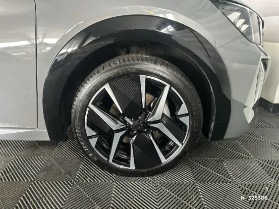 PEUGEOT 208 II - voiture d'occasion - Photo 8