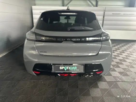 PEUGEOT 208 II - voiture d'occasion - Photo 6