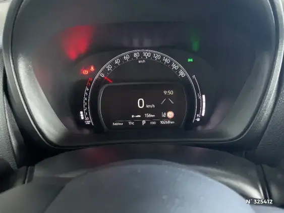 TOYOTA AYGO X - voiture d'occasion - Photo 12