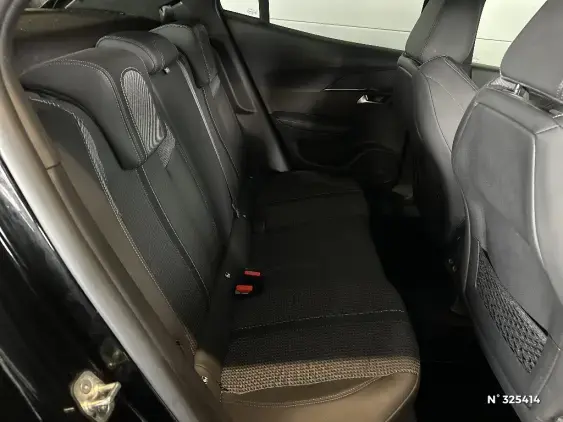 PEUGEOT 2008 II - voiture d'occasion - Photo 11