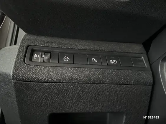 PEUGEOT 3008 II - voiture d'occasion - Photo 15