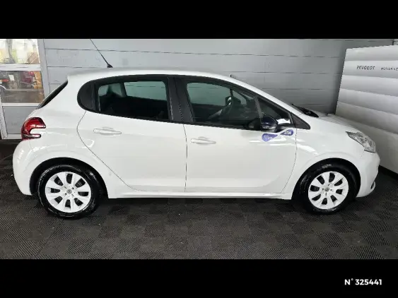 PEUGEOT 208 - voiture d'occasion - Photo 5