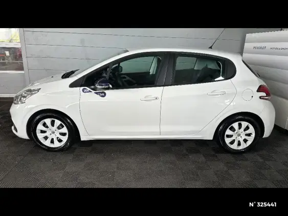 PEUGEOT 208 - voiture d'occasion - Photo 2