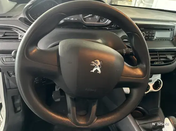 PEUGEOT 208 - voiture d'occasion - Photo 31
