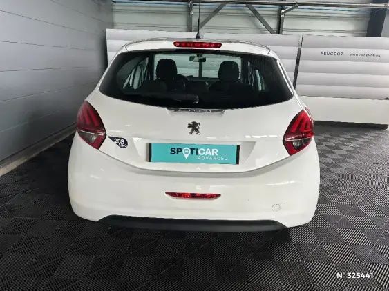 PEUGEOT 208 - voiture d'occasion - Photo 6