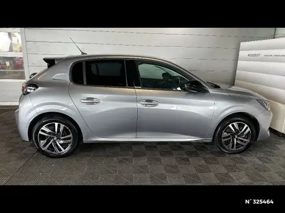 PEUGEOT 208 II - voiture d'occasion - Photo 5