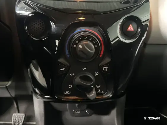 PEUGEOT 108 - voiture d'occasion - Photo 28