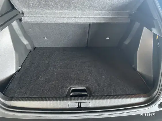 PEUGEOT 2008 II - voiture d'occasion - Photo 7
