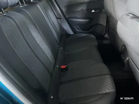 PEUGEOT 2008 II - voiture d'occasion - Photo 11