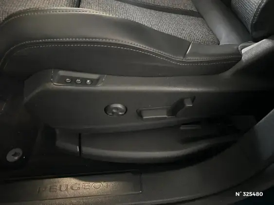 PEUGEOT 5008 II - voiture d'occasion - Photo 31