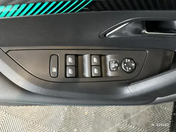 PEUGEOT 2008 ELECTRIQUE II - voiture d'occasion - Photo 28