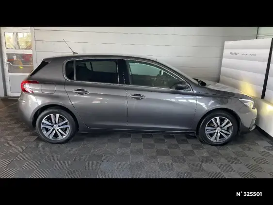 PEUGEOT 308 II - voiture d'occasion - Photo 5