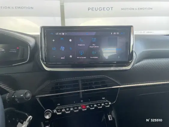 PEUGEOT 2008 II - voiture d'occasion - Photo 13
