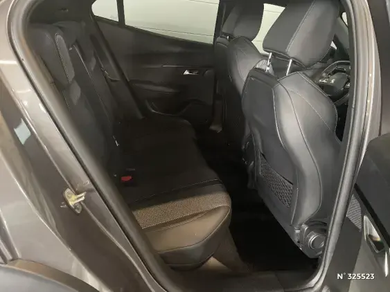 PEUGEOT 2008 II - voiture d'occasion - Photo 11