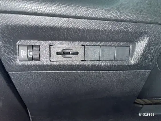 PEUGEOT 408 - voiture d'occasion - Photo 15