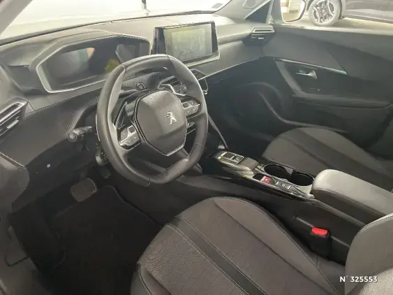 PEUGEOT 2008 II - voiture d'occasion - Photo 24