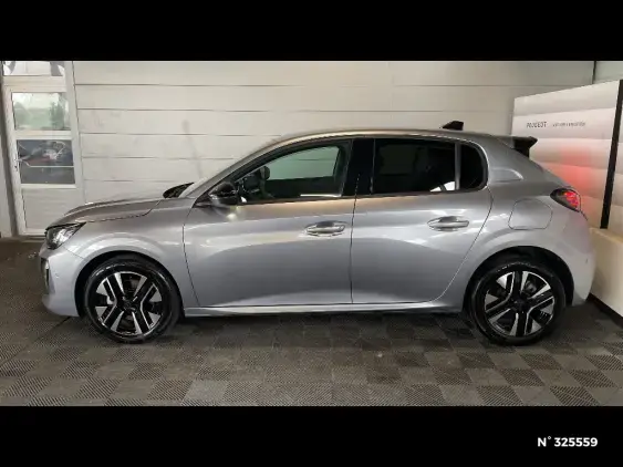 PEUGEOT 208 II - voiture d'occasion - Photo 2