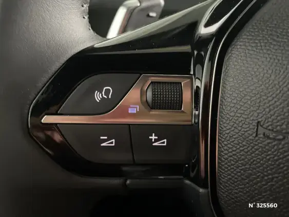 PEUGEOT 2008 II - voiture d'occasion - Photo 26