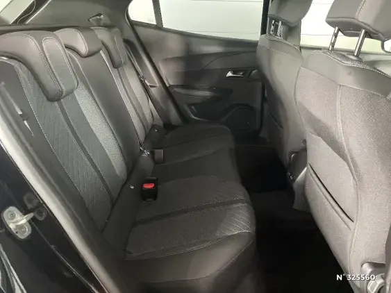 PEUGEOT 2008 II - voiture d'occasion - Photo 11