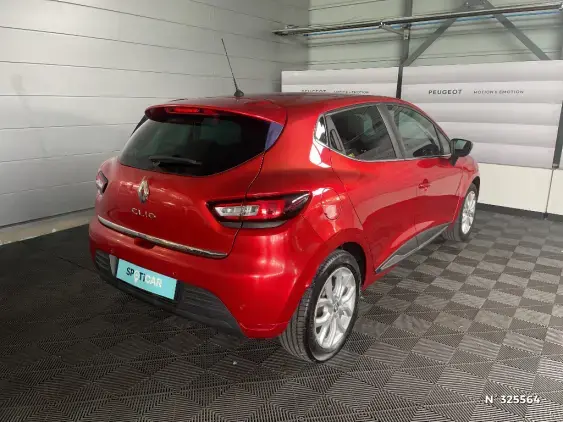 RENAULT CLIO IV - voiture d'occasion - Photo 4
