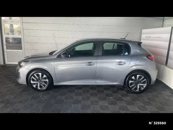 PEUGEOT 208 II - voiture d'occasion - Photo 2