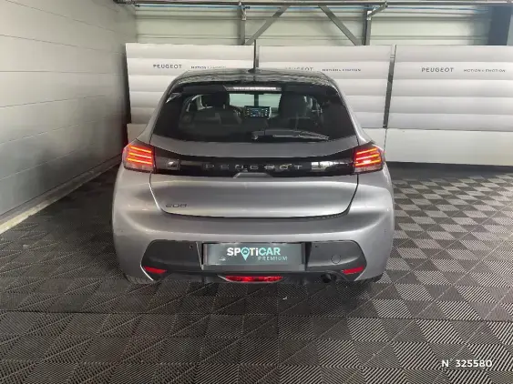 PEUGEOT 208 II - voiture d'occasion - Photo 6