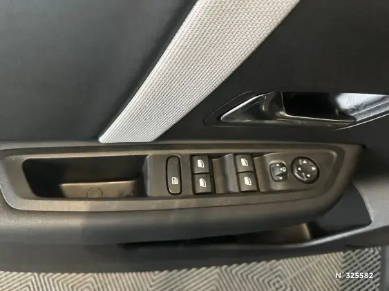 CITROEN C4 III - voiture d'occasion - Photo 29