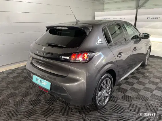 PEUGEOT 208 II - voiture d'occasion - Photo 4
