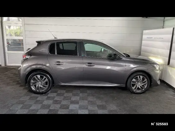 PEUGEOT 208 II - voiture d'occasion - Photo 5