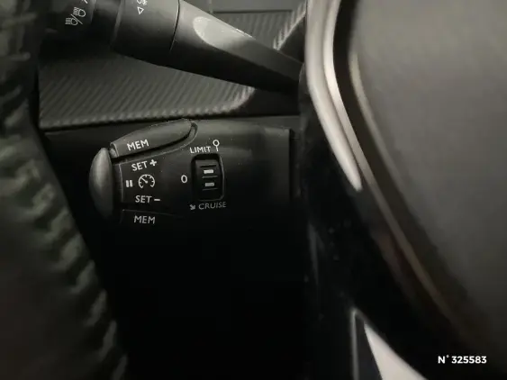 PEUGEOT 208 II - voiture d'occasion - Photo 28