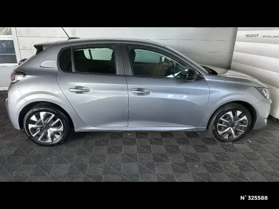 PEUGEOT 208 II - voiture d'occasion - Photo 5