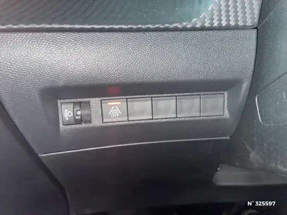PEUGEOT 208 ELECTRIQUE II - voiture d'occasion - Photo 15
