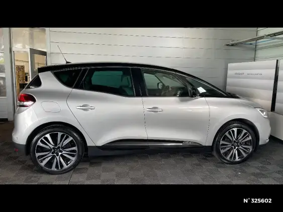 RENAULT SCENIC IV - voiture d'occasion - Photo 5
