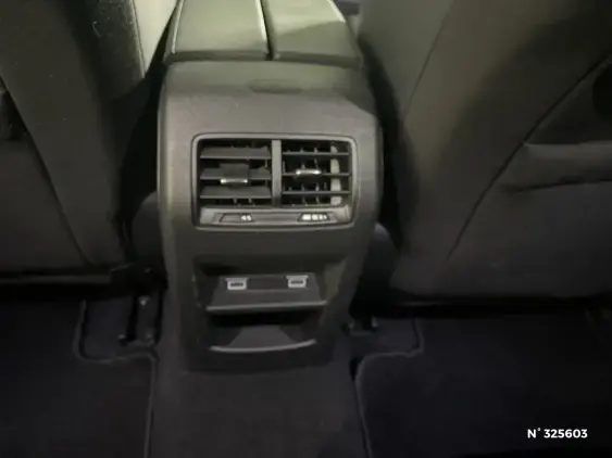 PEUGEOT 308 III - voiture d'occasion - Photo 31