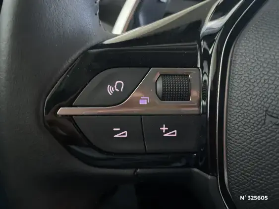 PEUGEOT 2008 II - voiture d'occasion - Photo 27