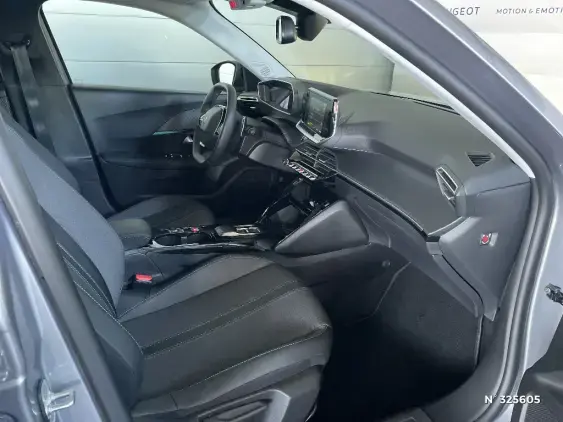 PEUGEOT 2008 II - voiture d'occasion - Photo 10