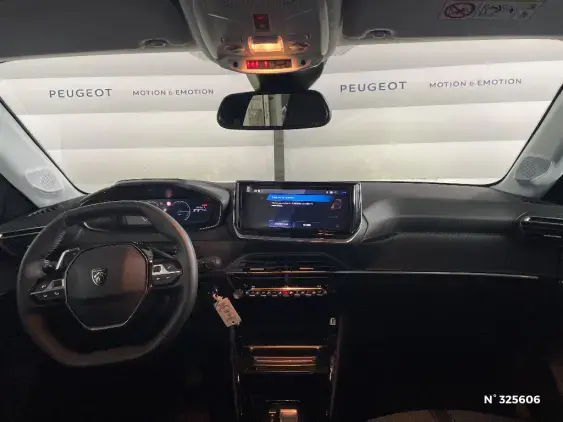PEUGEOT 208 II - voiture d'occasion - Photo 9