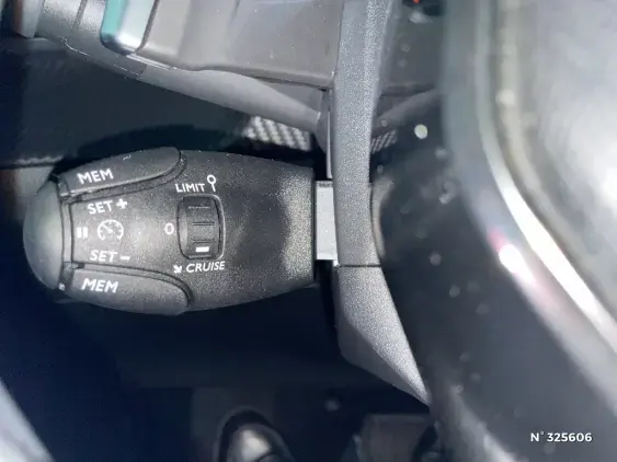 PEUGEOT 208 II - voiture d'occasion - Photo 27