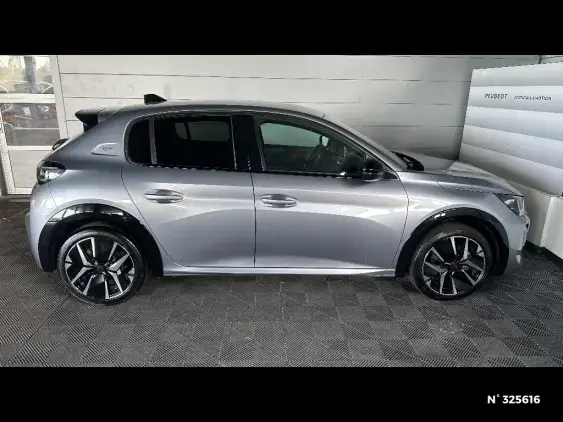 PEUGEOT 208 II - voiture d'occasion - Photo 5