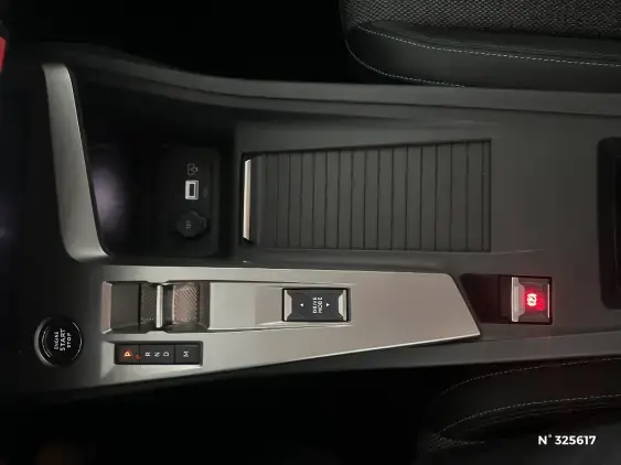 PEUGEOT 308 III - voiture d'occasion - Photo 26
