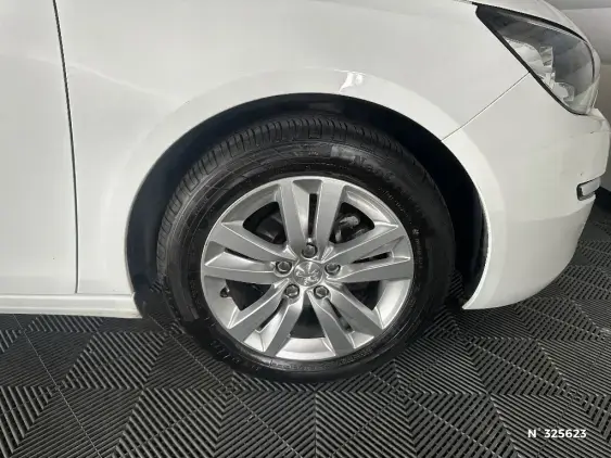 PEUGEOT 308 II - voiture d'occasion - Photo 8
