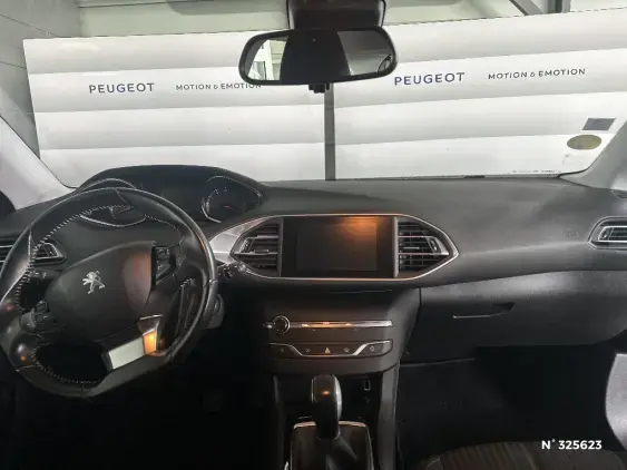 PEUGEOT 308 II - voiture d'occasion - Photo 9