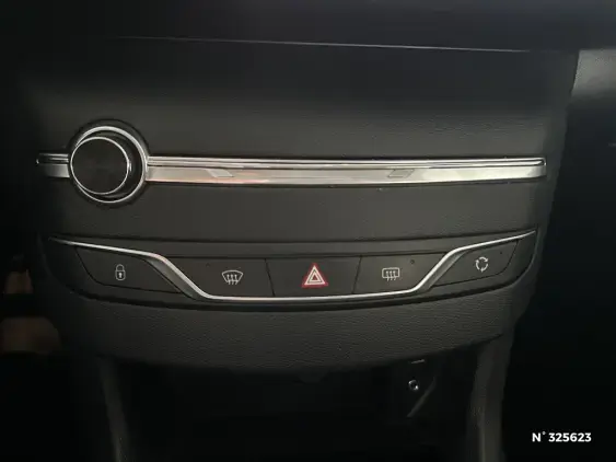 PEUGEOT 308 II - voiture d'occasion - Photo 28