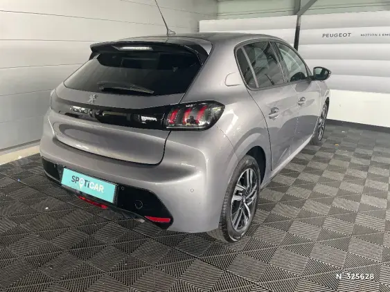 PEUGEOT 208 II - voiture d'occasion - Photo 4