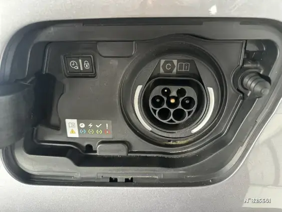 PEUGEOT 3008 II - voiture d'occasion - Photo 31