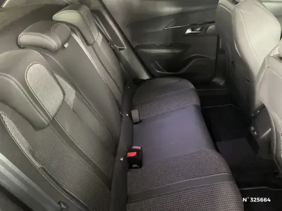 PEUGEOT 2008 II - voiture d'occasion - Photo 11