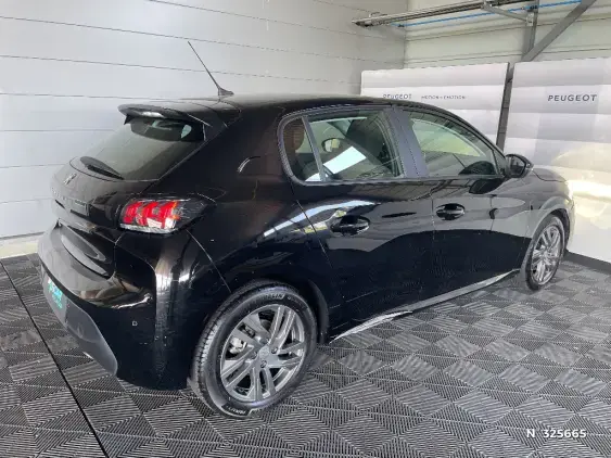 PEUGEOT 208 II - voiture d'occasion - Photo 4