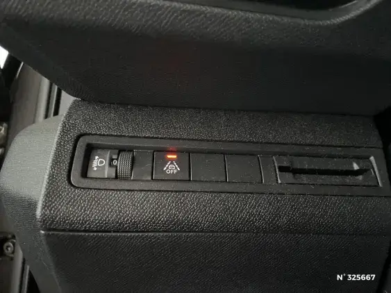 PEUGEOT 3008 II - voiture d'occasion - Photo 14