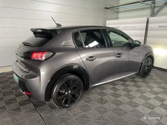 PEUGEOT 208 II - voiture d'occasion - Photo 4